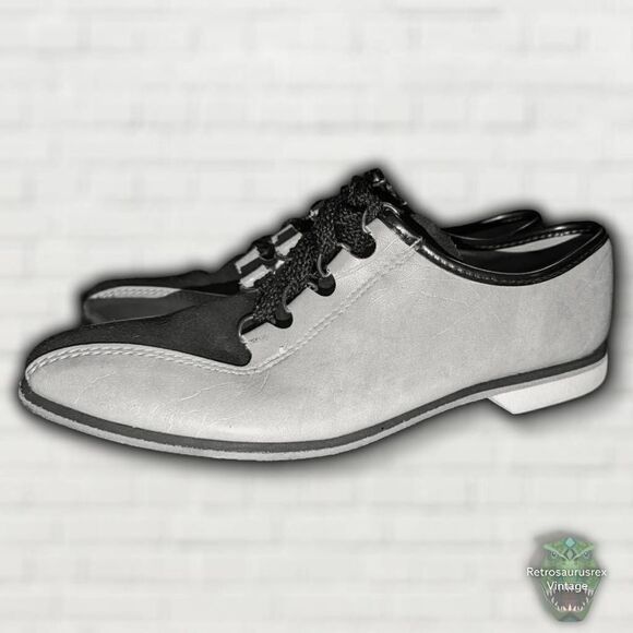 VINTAGE 1970's Retro Twee Two Tone Naugahyde Bowling Shoes, Size 6 - Picture 6 of 7